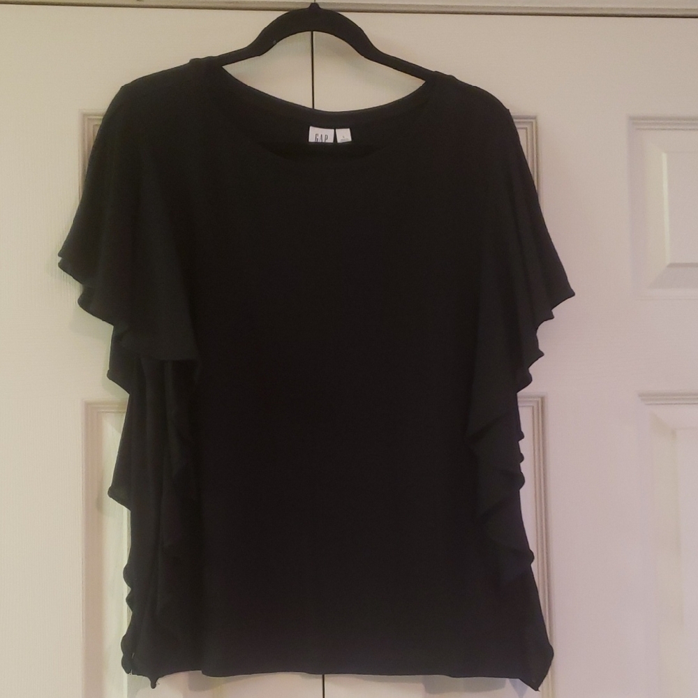 GAP Softspun Black Ruffle Cascading Sleeve Top - Size Large  NWOT - Picture 2 of 7